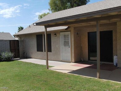 3 Side Yard & Patio
