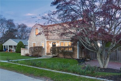 9 Cliff Ave, Newport, RI 02840 - photo 3