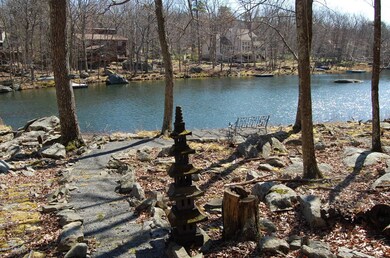 120 Saddle Brook Ln, Hawley, PA 18428 - photo 4