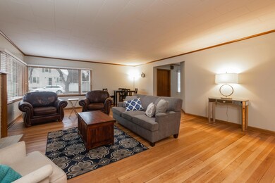 1163 S 3rd St-28