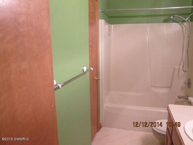 2927 Byron Center Ave SW unit B, Wyoming, MI 49519 - photo 4