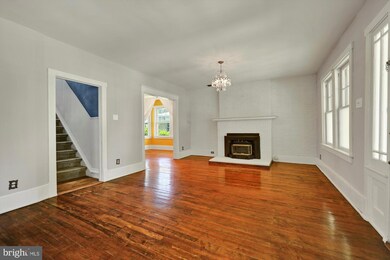 1412 Girard Ave, Reading, PA 19610 - photo 4