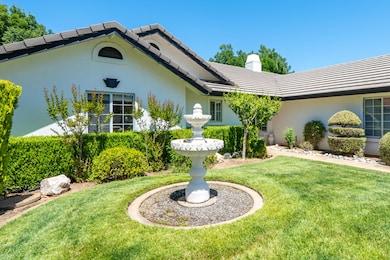 2184 Darsha Ln-8