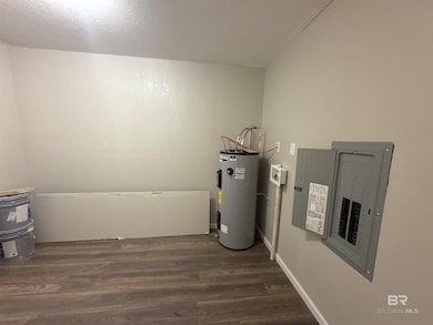 32 Slate St, Atmore, AL 36502 - photo 7