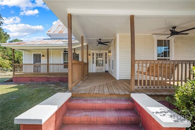 295 S Lewis St, Metter, GA 30439 - photo 4