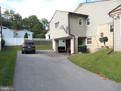 1741 Lawrence Rd, Havertown, PA 19083 - photo 3