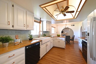 Kitchen 3