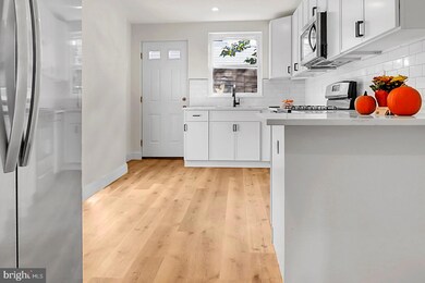 1411 S Ringgold St, Philadelphia, PA 19146 - photo 3