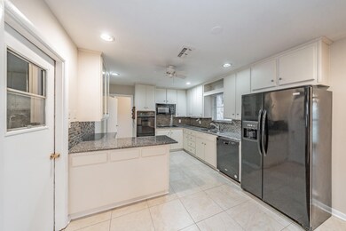 1120 Hurstview Dr, Hurst, TX 76053 - photo 7