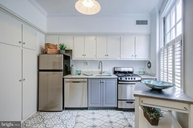1523 27th St NW, Washington, DC 20007 - photo 4