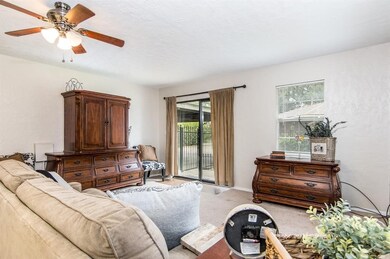 31102 Stella Ln unit A, Tomball, TX 77375 - photo 6