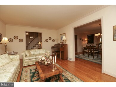 44 S Forge Manor Dr, Phoenixville, PA 19460 - photo 3