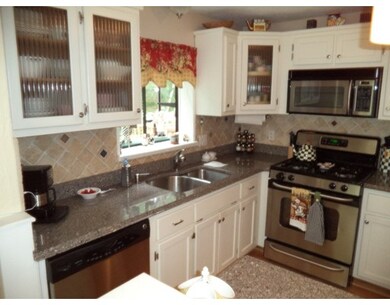 44 Danforth Ct unit 44, Haverhill, MA 01832 - photo 3