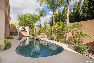 Sparkling Pool & Spa