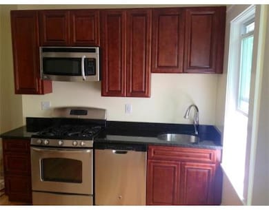 24 Melbourne St unit 3, Dorchester Center, MA 02124 - photo 2