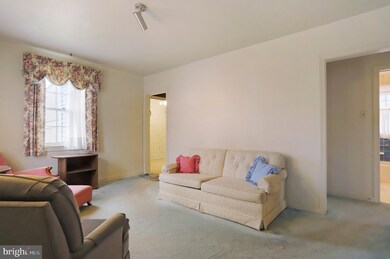 1040 Columbia Rd, Hagerstown, MD 21742 - photo 4