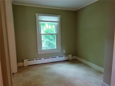 Dining area - breakfast nook