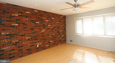 6415 Sandy St, Laurel, MD 20707 - photo 6