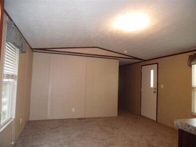 956 Agnes Cir, Springtown, TX 76082 - photo 6