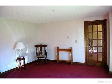 878 Ohio St, North Tonawanda, NY 14120 - photo 3