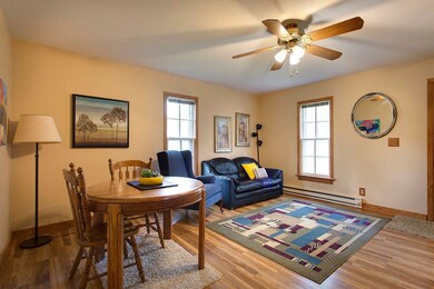 724 W 3 St, Cedar Falls, IA 50613 - photo 5