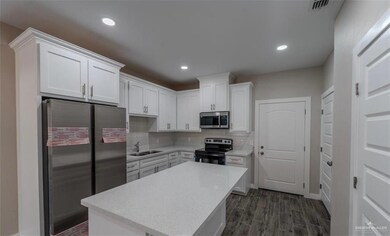 3021 Briggs Rd unit 2, Midway South, TX 78596 - photo 6