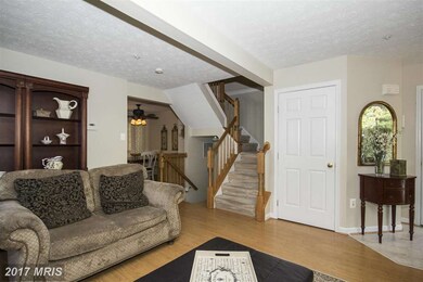 9827 Bale Ct, Owings Mills, MD 21117 - photo 4