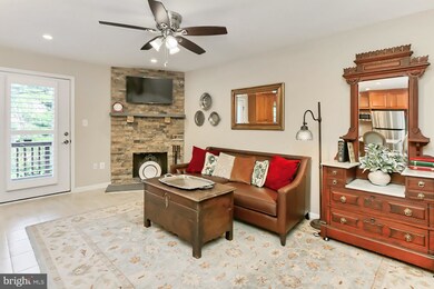 3024 Southern Elm Ct, Fairfax, VA 22031 - photo 4