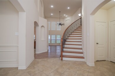 2151 Colonial St, Alvin, TX 77511 - photo 3