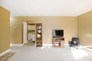 1631 Herrick Ave NE, Grand Rapids, MI 49505 - photo 5