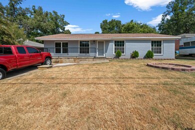 1828 Knob Hill Dr, Tyler, TX 75701 - photo 3