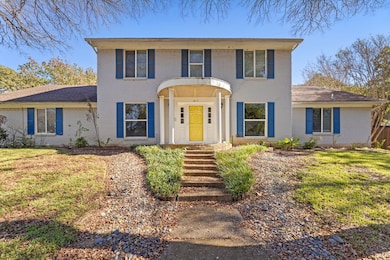 817 Sylvan Dr, Fort Worth, TX 76120 - photo 2