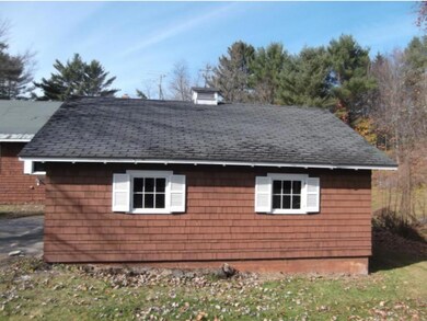 63 Maple St, Whitefield, NH 03598 - photo 3