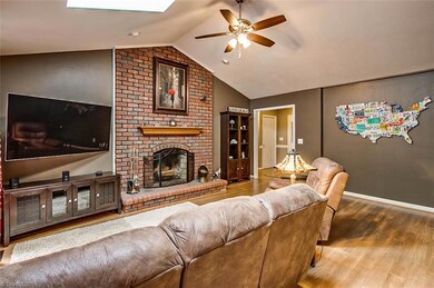 2649 Hickory Dr, Asheboro, NC 27205 - photo 4