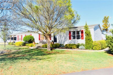 10526 N 2010 Rd, Elk City, OK 73644 - photo 2