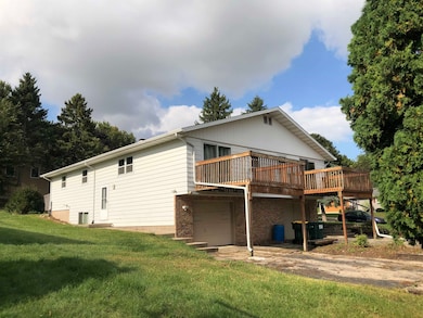 705 Willow Run St, Cottage Grove, WI 53527 - photo 2