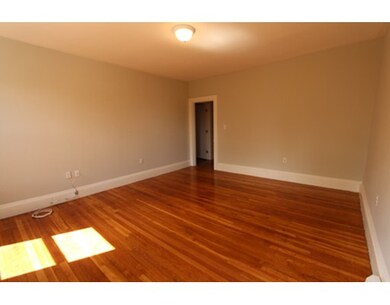24 Akron St unit 4, Roxbury, MA 02119 - photo 5