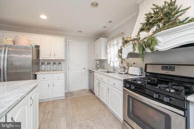 306 Winterset Rd, Garnet Valley, PA 19060 - photo 7