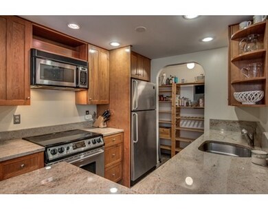 84 Moon St unit 84, Boston, MA 02113 - photo 7