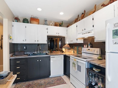 5845 Honeybell Ct unit 36B, Fort Pierce, FL 34982 - photo 4