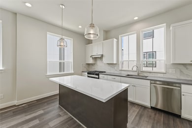 2708 Grand Fountains Dr unit C, Houston, TX 77054 - photo 7