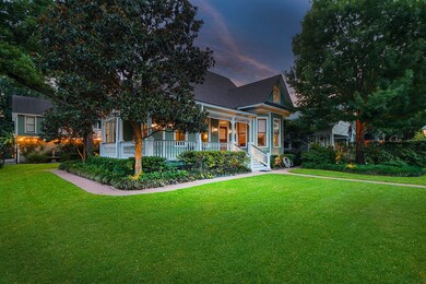 1301 Arlington St, Houston, TX 77008 - photo 3