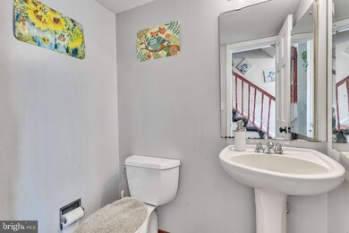 10302 Crimson Tree Ct, Columbia, MD 21044 - photo 7