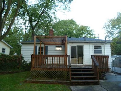 3215 Tenny St, Lansing, MI 48910 - photo 2