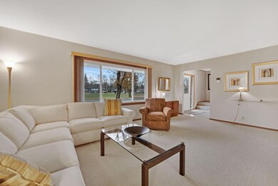 9012 47 1 2 Ave N, Minneapolis, MN 55428 - photo 6