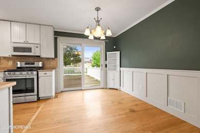 183 Crestview Dr, Middletown, NJ 07748 - photo 6