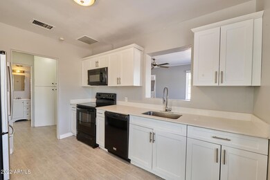 2944 N 26th St, Phoenix, AZ 85016 - photo 2