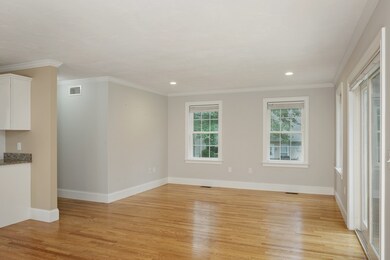 55 Sterling St, Braintree, MA 02184 - photo 3