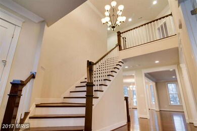 8956 Miller Ln, Vienna, VA 22182 - photo 5