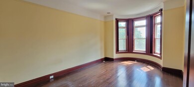 804 Hollins St unit 2, Baltimore, MD 21201 - photo 5